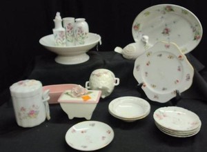 LARGE FLORAL VINTAGE CHINA AND PORCELAIN LOT