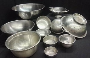 LARGE LOT OF VINTAGE STAINLESS STEEL BOWLSSTRAINERS AND MORE