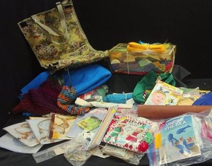 LARGE VINTAGE CRAFT LOT