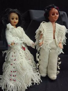 2 VINTAGE HANDMADE INDIAN BRIDE AND GROOM DOLL SET