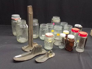 ANTIQUE CAST IRON COBBLERS SHOE MOLDS  STAND AND MISC JARS AND BOTTLES
