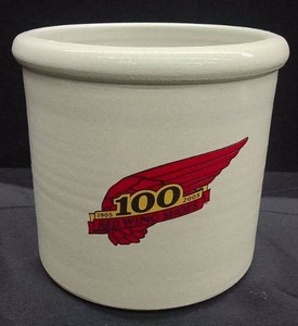 NEW IN BOX  COLLECTIBLE RED WING SHOE STONEWARE