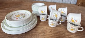 Vintage Corelle by Corning Meadow Dinnerware Lot