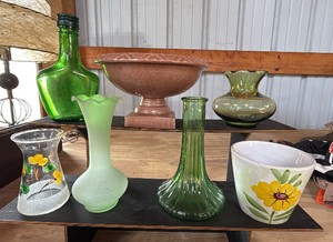 Vintage Glassware & Pottery Lot inc. Red Wing USA Planter