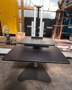 Ergo Desktop Kangaroo Elite Sit-to-Stand Desk Converter