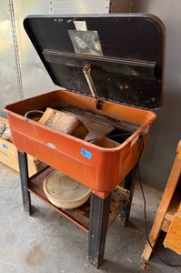 Wel-Bilt 20-Gallon Parts Washer (For Parts or Repair)