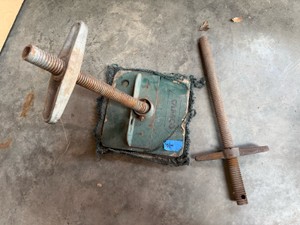 Camco RV Stabilizer Stack Jacks with Extra Rod