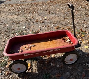 Vintage Radio Flyer Model 18 Classic Red Steel Wagon