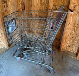 Heavy-Duty Wire Shopping Cart