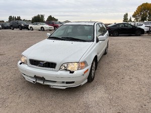 2004 Volvo V40