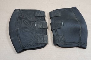 Back on Track Therapeutic Horse Knee Boots - Small
