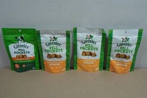 4 Feline Greenies Smartbites Treats for Cats - 2.1oz