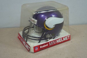 Minnesota Vikings Mini Collectors Helmet