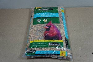 Pennington Classic Wild Bird Feed - 10lbs