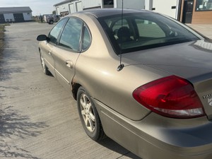 2006 Ford Taurus SEL
