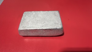 Freshly poured aluminum bar 5.78oz