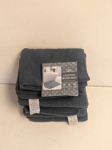(6) COTTON BATH MAT BLUE