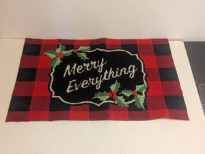 HAPPY HOLIDAY COLLECTION ACCENT RUG