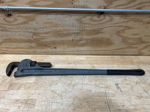 Klutch 48in. Pipe Wrench, 5.6in. Jaw Capacity, Steel Handle #6657476 MSRP $39.99