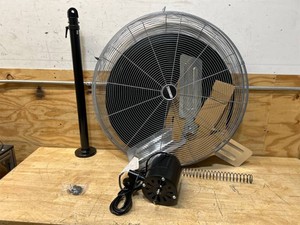 Strongway 30in. Industrial Pedestal Fan, 7500 CFM, 120V, 3 Speeds #6694306 MSRP $184.99