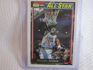 1992-92 Topps Michael Jordan Gold C...