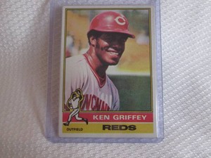 1976 Topps Ken Griffey Card...