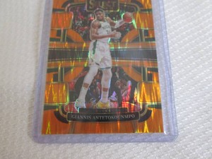 2023-24 Select Giannis Antetokounmp...