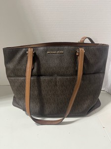 Michael Kors Large Bedford Pocket Tote Bag