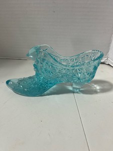Fenton Light Blue Daisy and Button Cat Head Glass Slipper