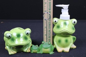Frog Figurines & Pump Dispenser Mixed Lot (Lot of 4)