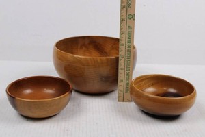 Vintage Myrtlewood Bowls With Story Booklet (Lot of 3)