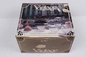 Vintage Grape Pattern Glass Tea Set - 4 Cups & 3 Trays