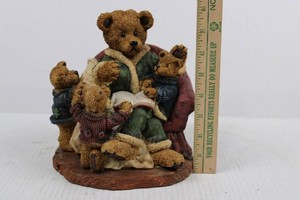 Bear Family Reading Scene Figurine 8h