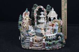 Musical Garden Fountain Fairy Figurine - Oh, What a Beautiful Morning 9h