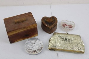 Vintage Trinket Boxes, Glass Dishes & Evening Clutch Mixed Lot