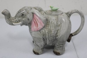 Elephant Figural Ceramic Teapot With Bird Finial 7H