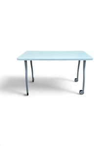 mobile training  study table