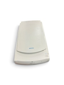 vintage Microtek ScanMaker X6 flatbed scanner