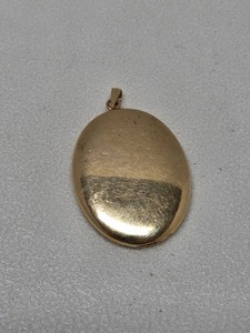 14kt gold antique locket