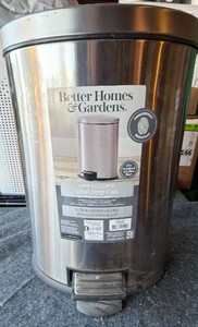 oval trashcan