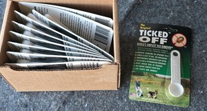 Box of tick removers