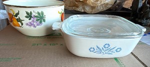 Corning wear bowl and fruit bowl