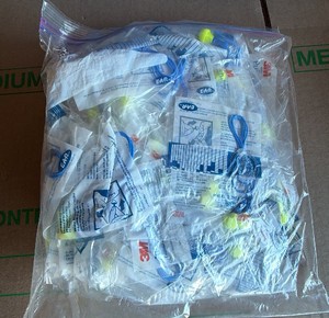 Bag of earplugs, 3M