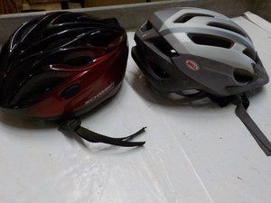 2 Helmets