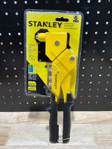 Stanley Swivel Head Riveter with 18 Steel Rivets & 536 Aluminum Rivets
