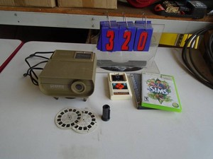 Vintage viewmaster & mattel basketball game. As shown.