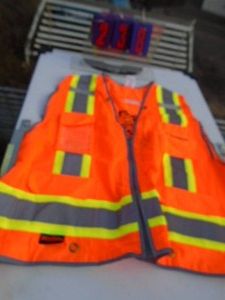 Qty of 6 new saftey vests. As shown.