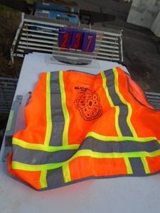Qty of 6 new saftey vests. As shown.