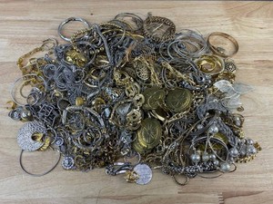 Assorted Metal Jewelry, 8.5 Lbs&nbspC