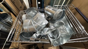ASSORTED GALVENIZED FITTINGS